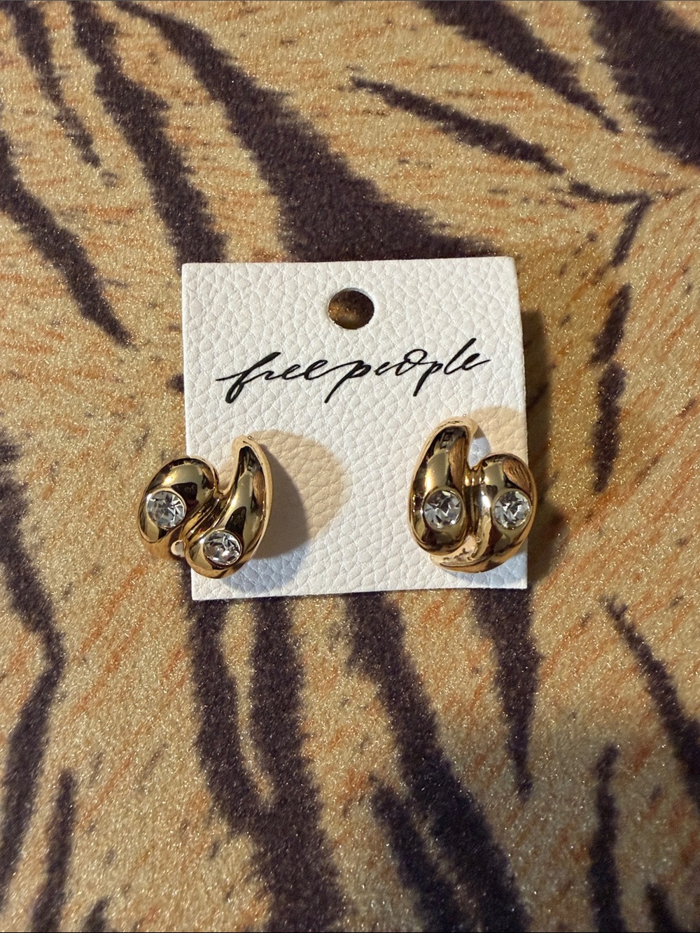 Free People Gold Crystal Earrings NWT $38
